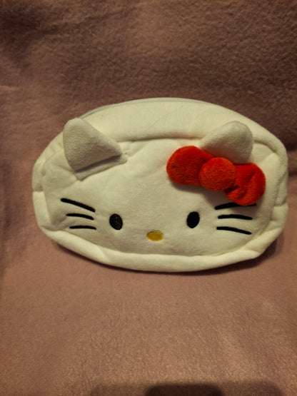 Hello kitty inspired etui