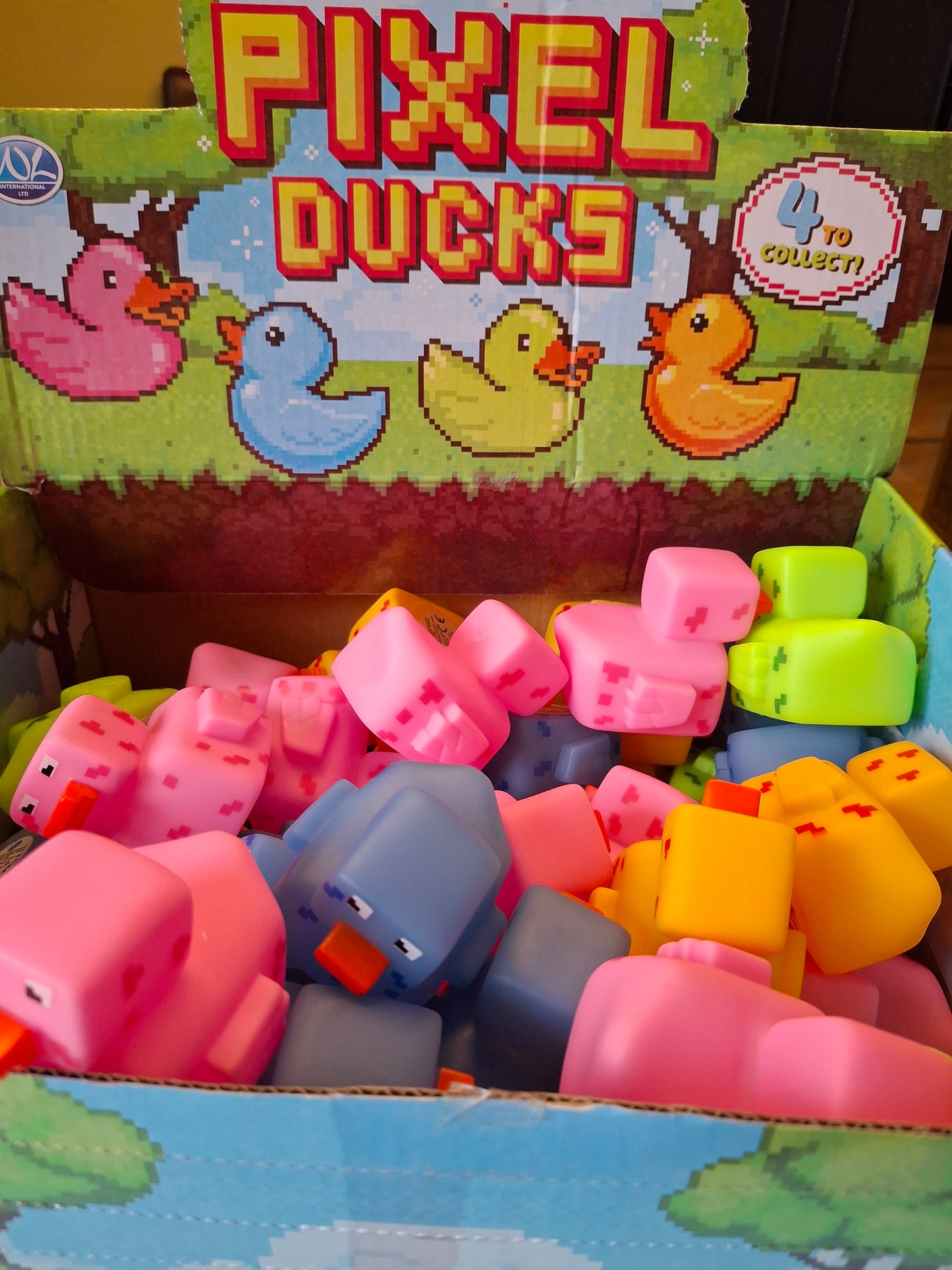 Pixel duck